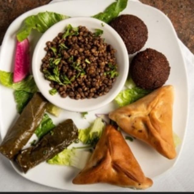 Veggie Combo Entree.