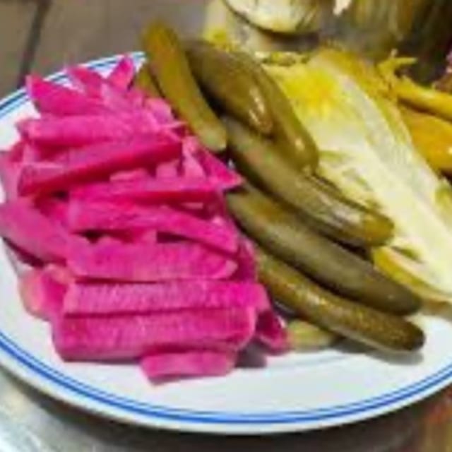 Side Pickles & Turnip.