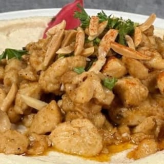 Hummus with Chicken