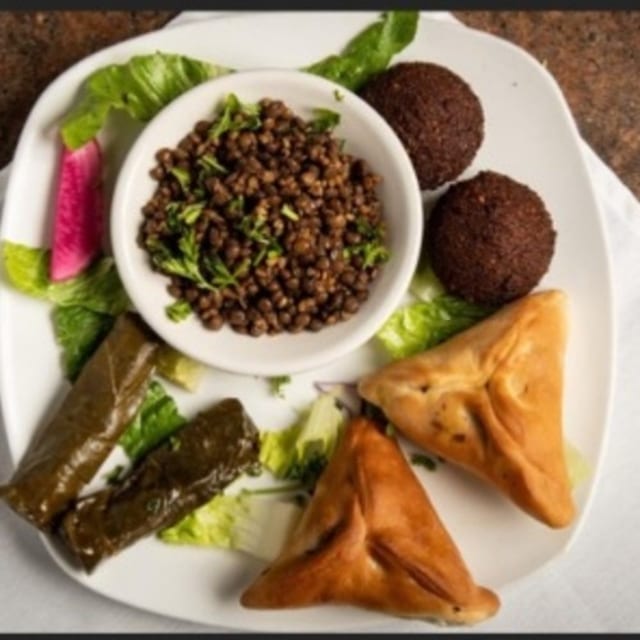 Veggie Tray Lunch.